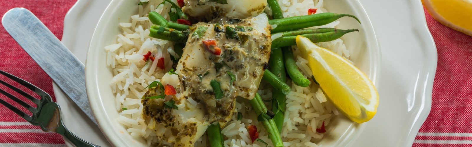 Cod Coconut curry with green beans and rice (1)